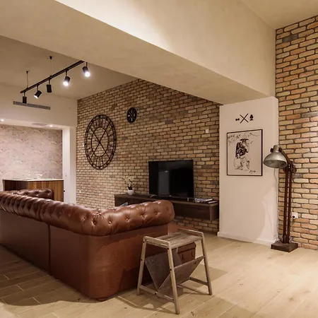 Luxury&modern Near Seafront Sbor2-1